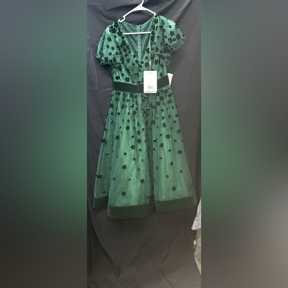 Mac Duggal 67854 NWT EMBELLISHED BUTTERFLY SLEEVE VELVET HEM MIDI DRESS - Picture 4 of 12